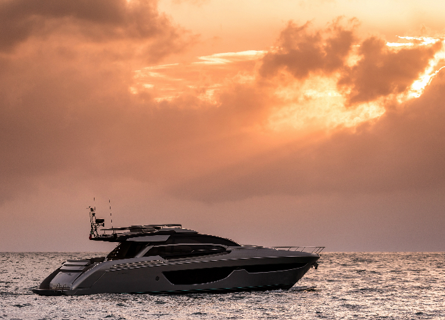 Riva and Custom Line on front row at The Grand Prix of Abu Dhabi